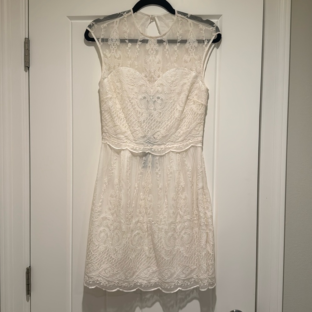 Dolce Vita lace dress